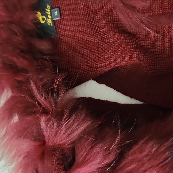 Racoon Fur Shawl - Picture 3 of 5